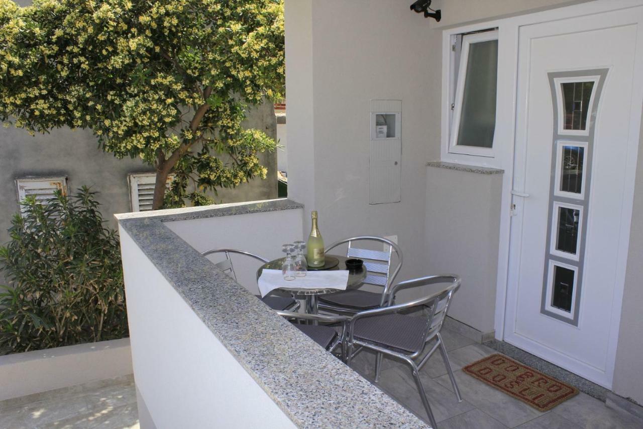 Ferienwohnung Pearl Of Novalja Exterior foto