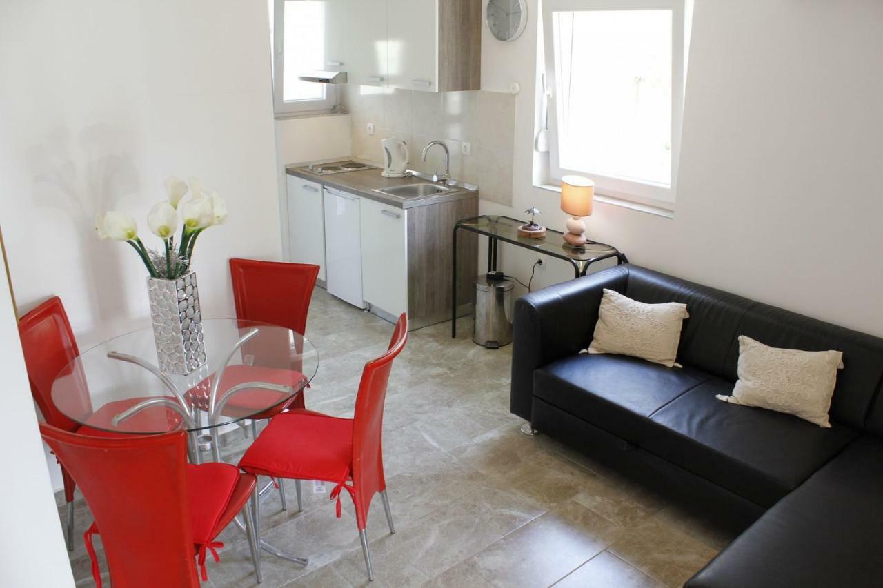 Ferienwohnung Pearl Of Novalja Exterior foto